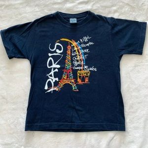 Kids Unisex T-shirt Size 6 Eiffel Tower applique.